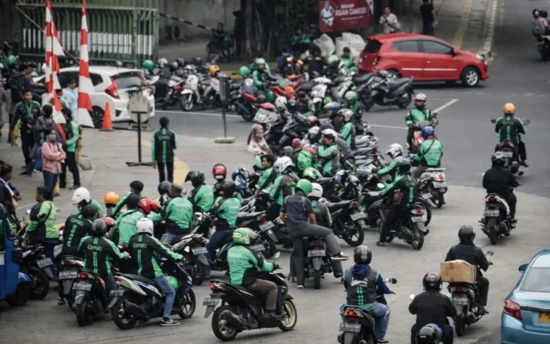 Disrupsi Layanan Ojol: Lonjakan Demand 300 Persen Picu Krisis Suplai Jakarta