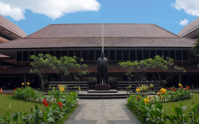 Kampus dari FH UI