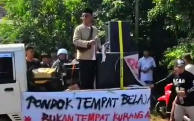 Demo Kasus Ponpes Pati