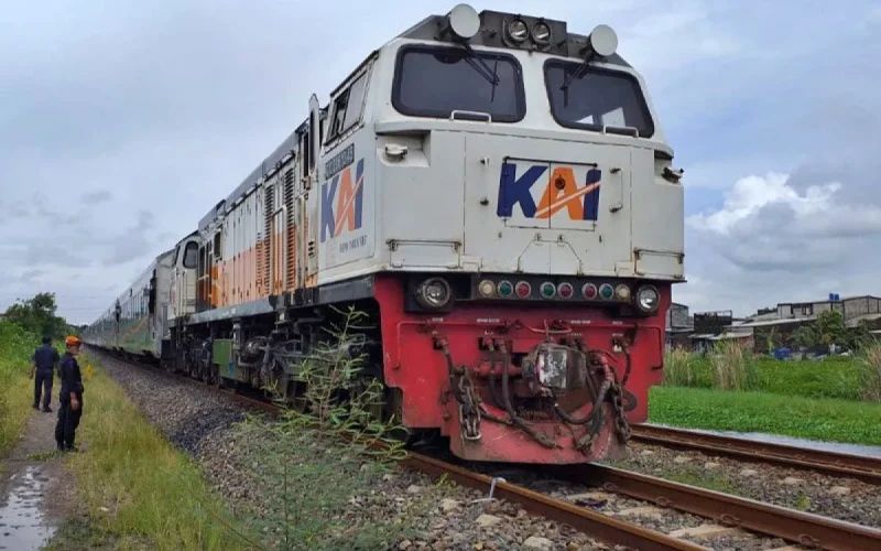 KA Argo Bromo Anggrek