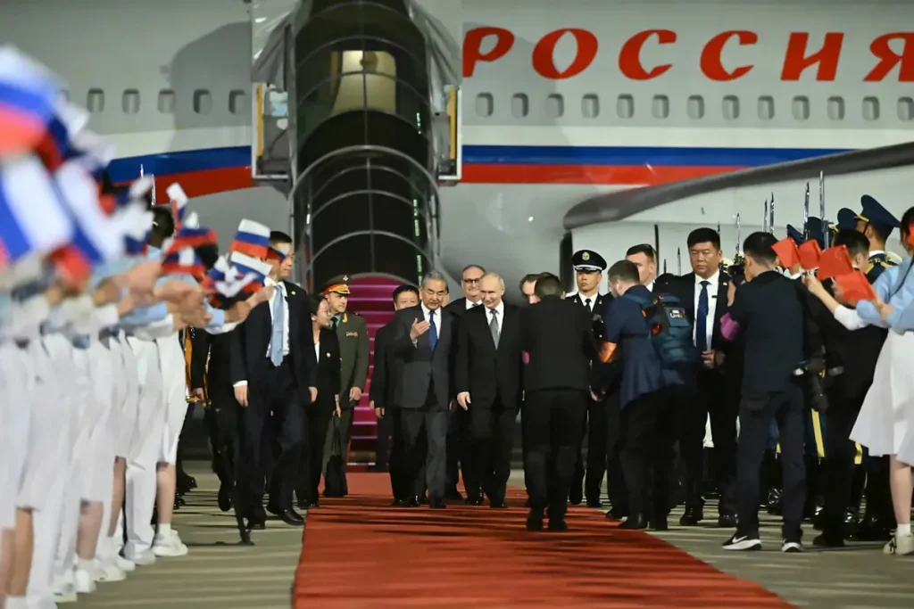 Rusia Amankan Aliran Likuiditas Energi Saat Beijing Pegang Kendali Pasar