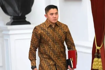 Letkol Teddy Raih Taskap Terbaik Seskoad Ditengah Kontroversi UU TNI