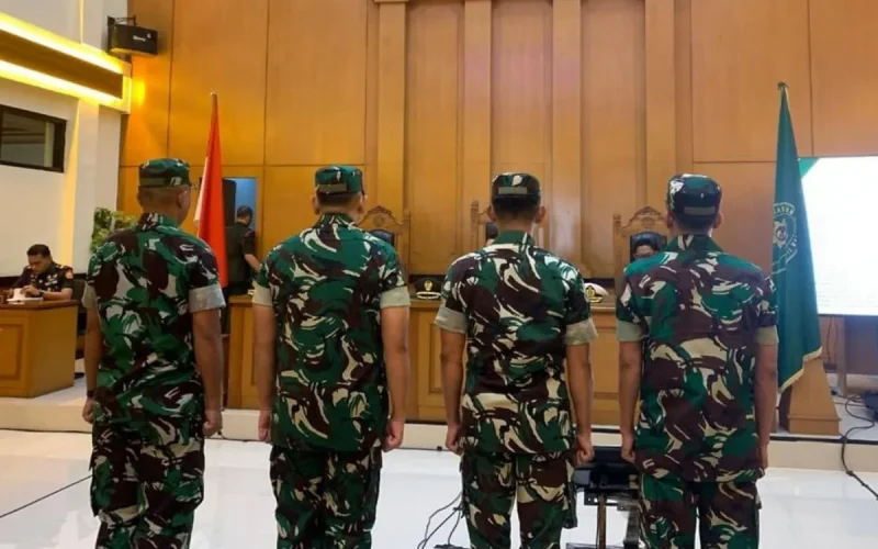 4 Anggota TNI Terdakwa Kasus Penyiraman Air Keras