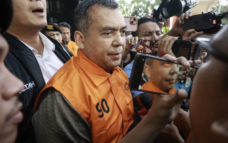 Silmy Karim ditahan KPK